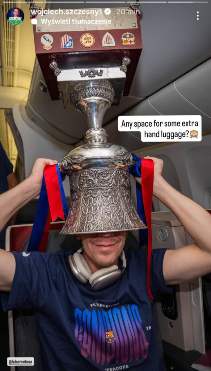 Wojciech Szczęsny i jego FOTA z Superpucharem Hiszpanii xD